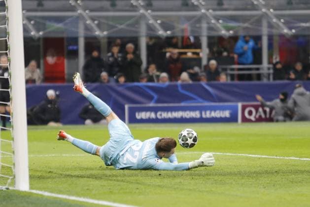 CALCIO - UEFA Champions League - AC Milan vs Feyernood Timon Wellenreuther of Feyenoord Rotterdam during The UEFA Champions League play offs. Second leg, football match between AC Milan and Feyenoord Rotterdam on 18 February 2025, at â??â??Giuseppe Meazza Stadiumâ??â??, Milan, Italy. Photo Nderim Kaceli. Milan Italy  Copyright: xIPAxSport ABACAx