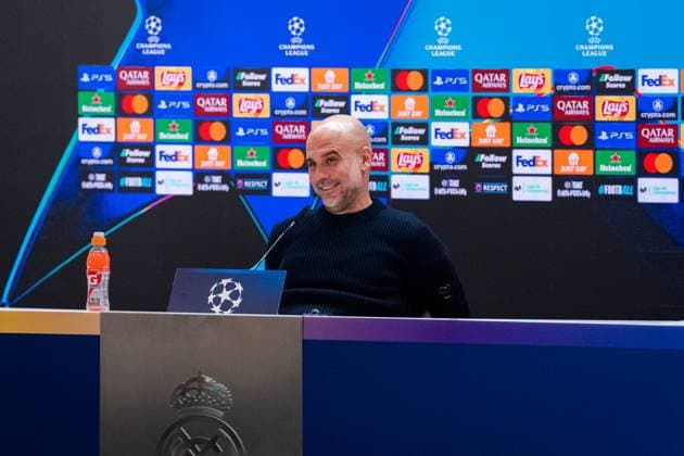 UEFA Champions League 2024 25 League Knockout Play-off Second Leg: Manchester City press conference, PK, Pressekonferenz Pep Guardiola, head coach of Manchester City FC, seen getting into the press room during the UEFA Champions League 2024 25 League Knockout Play-off Second Leg Press Conference at Estadio Santiago Bernabeu on February 18, 2025 in Madrid, Spain. Madrid Estadio Santiago Bernabeu Madrid Spain Copyright: xAlbertoxGardinx AGardin_20250218_Man_City_Press_0127