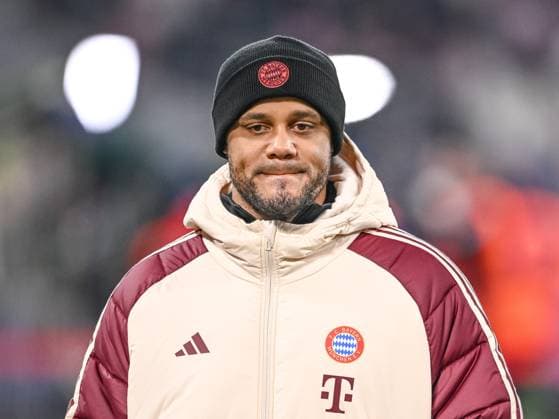 Coach Vincent Kompany FC Bayern Muenchen Looks on during the UEFA Champions League 2024 25 League Knockout Play off Second Leg match between FC Bayern München and Celtic FC at Allianz Arena on February 18, 2025 in Munich, Germany Photo by Harry Langer DeFodi Images Defodi 541 FCBCFC0250218 04 Defodi-541