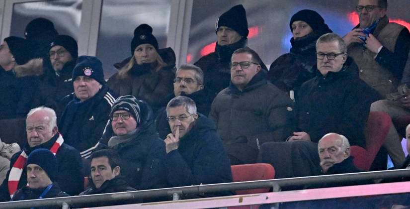 18 02 2025, Football UEFA Championsleague 2024 2025 Play off second leg, FC Bayern Munich Celtic Glasgow, in the Allianz Arena Munich l to r President and Supervisory Board member Uli Hoeneß FC Bayern, Hoeness , x, Manager Max Eberl FC Bayern Munich and Chairman of the Board Jan Christian Dreesen FC Bayern Munich bottom President Herbert Hainer FC Bayern DFL and DFB regulations prohibit any use of photographs as image sequences and or quasi video