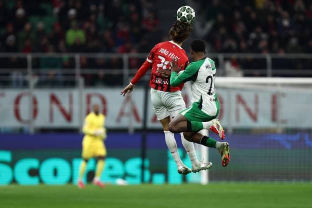 Joao Felix (Ac Milan) und Antoni Milambo (Feyenoord) battle for the ball, UEFA Champions League 2024 25 League Knockout Play-off Second Leg, AC Milan v Feyenoord, Stadio Giuseppe Meazza (San Siro), February 18, 2025, Milan, Italy.