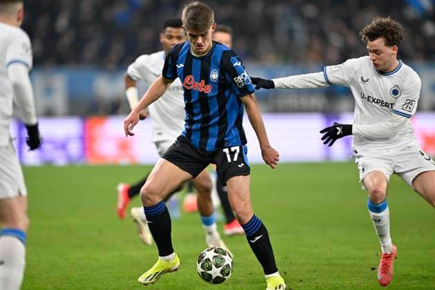 Atalanta v Club Brugge - UEFA Champions League BERGAMO, ITALY - FEBRUARY 18 : De Ketelaere Charles forward of Atalanta during the UEFA Champions League 2024 25 knockout phase play-off match second leg between Atalanta and Club Brugge on February 18, 2025 in Bergamo, Italy, 18 02 2025 Bergamo Italy  Copyright: xJanxDexMeuleneirx