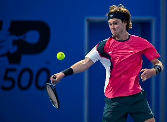 ATP, Tennis Herren QATAR EXXONMOBIL OPEN ROUND OF 32 Andrey Ruble competes in her round of 32 match against Alexander BUBLIK of Kazakistan during the ATP Qatar ExxonMobil Open 2025 tennis tournament at the Khalifa International Tennis Complex in Doha, Qatar, on February 18, 2025. DOHA Qatar Copyright: xNOUSHADx