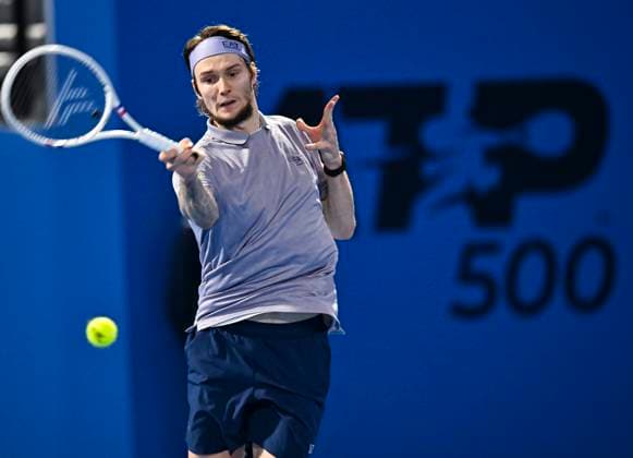 ATP, Tennis Herren QATAR EXXONMOBIL OPEN ROUND OF 32 Alexander Bublik of Kazakistan competes in her round of 32 match against Andrey Ruble during the ATP Qatar ExxonMobil Open 2025 tennis tournament at the Khalifa International Tennis Complex in Doha, Qatar, on February 18, 2025. DOHA Qatar Copyright: xNOUSHADx