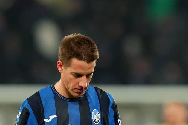 Atalanta s Mario Pasalic during the Uefa Champions League soccer match between Atalanta BC and Club Brugge at Gewiss Stadium in Bergamo, north Italy - Tuesday , February 18 , 2025. - Soccer .  Copyright: xSpada LaPressex