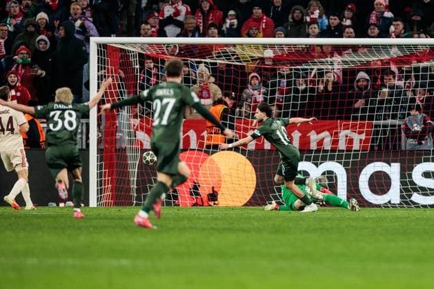 UEFA Champions League FC Bayern München Celtic FC 18 02 2025 Cheers for 0 1 by Nicolas Kühn Celtic FC, 10 UEFA Champions League FC Bayern München Celtic FC, Munich, Allianz Arena on 17 02 2025 Copyright: xBEAUTIFULxSPORTS Wunderlx