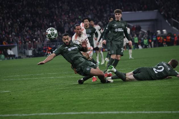 Bayern Celtic Football Champions League, FC Bayern Munich Celtic Glasgow FC, Play Off second leg, season 2024 2025, on 18 02 2025 in Munich, A L L I A N Z A R E N A, Germany Source Copyright Credit Oryk HAIST xFUSSBALL-BAYERN-CELTICx
