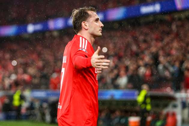 Estadio da Luz LISBON, PORTUGAL - FEBRUARY 18: Kerem AktürkoÄülu of Benfica (R) celebrates after scoring a goal (1-0) during the UEFA Champions League 2024 25 League Knockout Play-off second leg match between SL Benfica and AS Monaco at Estadio da Luz on February 18, 2025 in Lisbon, Portugal. (Photo by Valter Gouveia Sports Press Photo ) UEFA Champions League - SL Benfica vs AS Monaco (Sports Press Photo SPP) Copyright: xSportsxPressxPhotox xSPPx spp-en-SpPrPh-spp_VGA_180225-9805