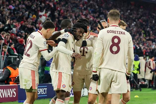 Alphonso Davies FC Bayern Muenchen celebrates his goal with teammates, UEFA Champions League 2024 25 League Knockout Play off Second Leg, FC Bayern München v Celtic FC, Allianz Arena, February 18, 2025 in Munich, Germany Photo by Marco Steinbrenner DeFodi Images Alphonso Davies FC Bayern Muenchen celebrates his goal with teammates, UEFA Champions League 2024 25 League Knockout Play off Second Leg, FC Bayern München v Celtic FC, Allianz Arena, February 18, 2025 in Munich, Germany Photo by Marco Steinbrenner DeFodi Images Defodi 700 muenchen glasgow 20250218 070 Defodi-700