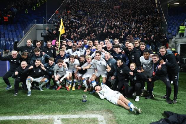 Club s players celebrate after winning a soccer game between Italian Atalanta BC Bergamo and Belgian Club Brugge KV, on Tuesday 18 February 2025 in Bergamo, Italy, the return leg of the Knockout phase play-offs of the UEFA Champions League competition. BRUNOxFAHY  x112743186x