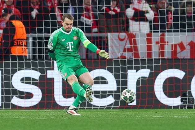 Soccer Champions League Play off FC Bayern Munich Celtic Glasgow on 18 02 2025 at the Allianz Arena in Munich Manuel Neuer Munich xMSx