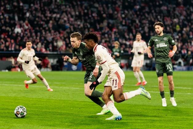 UEFA Champions League FC Bayern Munich Celtic FC 18 02 2025 duel Alistair Johnston Celtic FC, 2 , Kingsley Coman FC Bayern Munich, 11 UEFA Champions League FC Bayern Munich Celtic FC, Munich, Allianz Arena on 17 02 2025 Copyright: xBEAUTIFULxSPORTS Wunderlx