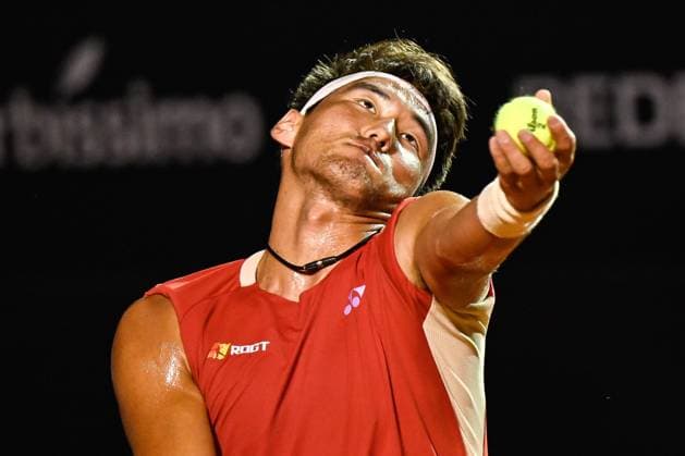 Rioopen 2025 RIO DE JANEIRO, RJ - 18.02.2025: RIOOPEN 2025 - Alexander ZVEREV (GER) vs Yunchaokete BU (CHN) during Rioopen 2025 held at Jockey Clube Brasileiro, on the Guga Kuerten court, on Tuesday night (18), in Rio de Janeiro, RJ. (Photo: Celso Pupo Fotoarena) x2691308x  CelsoxPupo