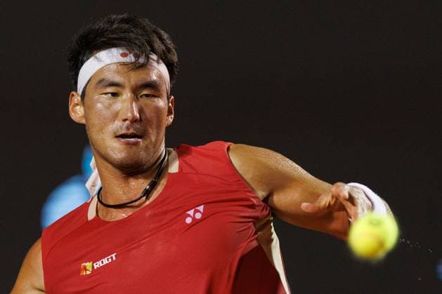 (250219) -- RIO DE JANEIRO, Feb. 19, 2025 -- Bu Yunchaokete of China hits a return during the men s singles round of 32 match against Alexander Zverev of Germany at the 2025 ATP, Tennis Herren 500 Rio Open at Jockey Club Brasileiro in Rio de Janeiro, Brazil, on Feb. 18, 2025. (Photo by Xinhua) (SP)BRAZIL-RIO DE JANEIRO-TENNIS-RIO OPEN-MEN S SINGLES ClaudiaxMartini 