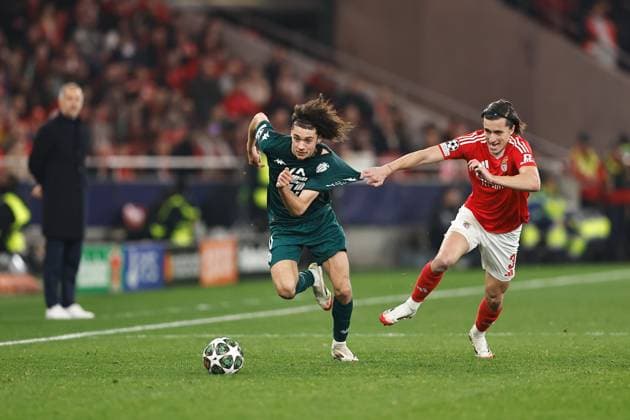 (L-R) Maghnes Akliouche (Monaco), Alvaro Carreras (Benfica), FEBRUARY 18, 2025 - Football Soccer : UEFA Champions League knockout phase play-offs 2nd leg match between SL Benfica 3-3 AS Monaco at the Estadio do SL Benfica in Lisbon, Portugal. Noxthirdxpartyxsales  (282203488)
