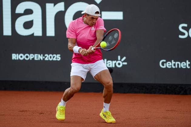 Rio open, etapa do ATP, Tennis Herren world tour 500 Rio de janeiro (rj), 02 18 2025 - rio open atp 500 rj - sebastian baez, champion of the previous stage, during the rio open, stage of the atp world tour 500, which takes place at the brazilian jockey club in gavea, south zone of rio de janeiro, this tuesday, february 18, 2025. (Foto: Clever Felix Thenews2 imago images) SPO Copyright: xCleverxFelixx