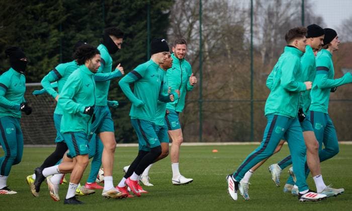 Anderlecht s Jan Vertonghen pictured in action during a training session of Belgian soccer team RSC Anderlecht, on Wednesday 19 February 2025 in Brussels. Tomorrow, the team is playing against Turkish Fenerbahce, in the return leg of the Knockout phase play-offs of the UEFA Europa League competition. VIRGINIExLEFOUR  x112759594x