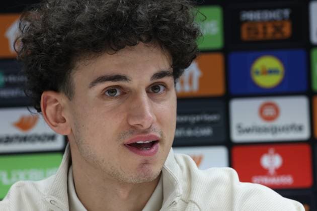 Anderlecht s Theo Leoni pictured during a press conference, PK, Pressekonferenz of Belgian soccer team RSC Anderlecht, on Wednesday 19 February 2025 in Brussels. Tomorrow, the team is playing against Turkish Fenerbahce, in the return leg of the Knockout phase play-offs of the UEFA Europa League competition. VIRGINIExLEFOUR  x112765997x