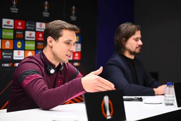 RSC Anderlecht v Fenerbahce - UEFA Europa League Media Activities 19 02 2025 ANDERLECHT, BELGIUM - FEBRUARY 19 : Hubert David head coach of RSC Anderlecht talking to the press during a press conference, PK, Pressekonferenz ahead of the UEFA Europa League 2024 25 knockout phase play-off match second leg between RSC Anderlecht and Fenerbahce on February 19, 2025 in Anderlecht, Belgium, 19 02 2025 Anderlecht Belgium  Copyright: xGvgx