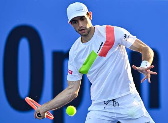 ATP, Tennis Herren QATAR EXXONMOBIL OPEN ROUND OF 16 Nuno Borges of Portugal competes in her round of 16 match against Andrey Rubble during the ATP Qatar ExxonMobil Open 2025 tennis tournament at the Khalifa International Tennis Complex in Doha, Qatar, on February 19, 2025. DOHA Qatar Copyright: xNOUSHADx