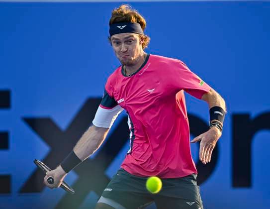 ATP, Tennis Herren QATAR EXXONMOBIL OPEN ROUND OF 16 Andrey Rubble competes in her round of 16 match against Nuno Borges of Portugal during the ATP Qatar ExxonMobil Open 2025 tennis tournament at the Khalifa International Tennis Complex in Doha, Qatar, on February 19, 2025. DOHA Qatar Copyright: xNOUSHADx