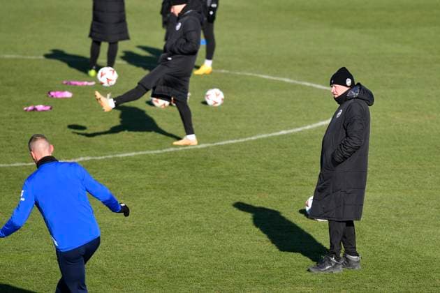 Plzen head coach Miroslav Koubek attends a training session within a media programme prior to the UEFA Europa League, 2nd round match: FC Viktoria Plzen vs Ferencvaros Budapest, in Pilsen, Czech Republic, on February 19, 2025. (CTKxPhoto MiroslavxChaloupka) CTKPhotoP2025021905496  CTKPhotoP2025021905496