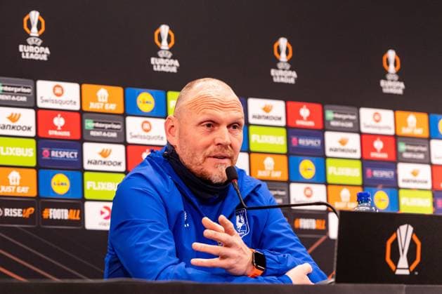 BODO, Aspmyra stadium, 19-02-2025 , season 2024 2025 , Europa League during the match press conference, PK, Pressekonferenz and training Twente in Bodo Pressconference FC Twente FC Twente coach Joseph Oosting Press conference and training Twente in Bodo  x27940739x Copyright: