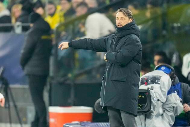 Coach Niko Kovac Borussia Dortmund gestures during the UEFA Champions League 2024 25 League Knockout Play off Second Leg match between Borussia Dortmund and Sporting Clube de Portugal at Signal Iduna Park on February 19, 2025 in Dortmund, Germany Defodi-001