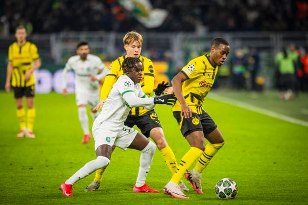 Dortmund, Germany 19th Feb 2025 Geovany Quenda SP Jamie Gittens BvB Borussia Dortmund Sporting Lisbon Borussia Dortmund Sporting Lisbon 19 02 2025