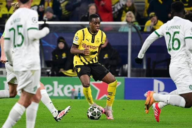 Jamie Jermaine Bynoe Gittens Borussia Dortmund , Borussia Dortmund vs Sporting Clube de Portugal Lisbon , Football, Champions League, Playoffs, 19 02 2025 Dortmund Nordrhein Westfalen Germany Copyright: xkolbert-press MarcxNiemeyerx