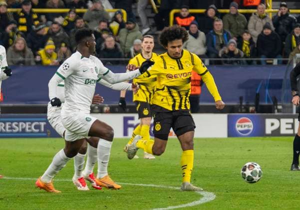 Borussia Dortmund vs Sporting CP Lisbon, Football, UEFA Champions League, Play Offs, Second leg, Season 2024 2025, 19 02 2025 DFL regulations prohibit any use of photographs as image sequences and or quasi video Copyright: HMBxMedia xMarcoxBader