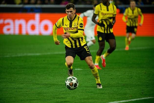 DORTMUND, GERMANY - 19 FEBRUARY, 2025: Pascal Gross - The match UEFA Champions League Borussia Dortmund vs. Sporting Lisboa at Signal Iduna Park.  Copyright: xVITALIIxKLIUIEVx