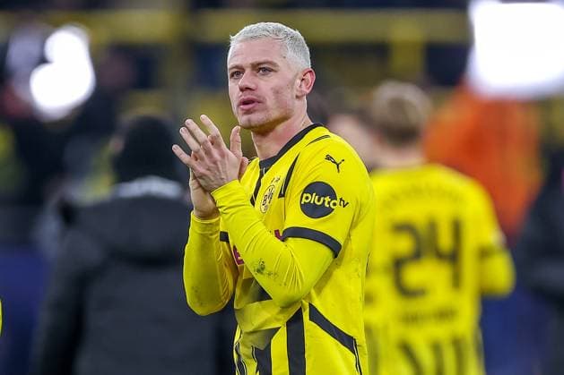 19 02 2025, Football, UEFA Champions League, Borussia Dortmund Sporting Lisbon, Signal Iduna Park, Knockout phase play offs, 2024 2025 season Julian Ryerson BVB 26 North Rhine-Westphalia Germany