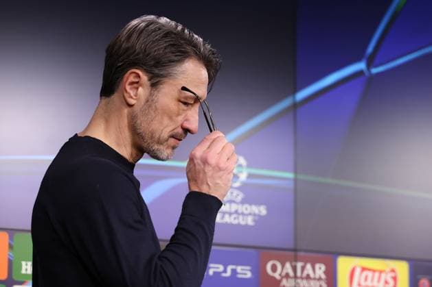 Dortmund on February 19, 2025 Uefa Champions League Knockout phase play offs, 2st leg Borussia Dortmund Sporting Clube de Portugal v l , Coach, Trainer Niko Kovac Borussia Dortmund puts on the glasses Copyright: JoaquimxFerreira