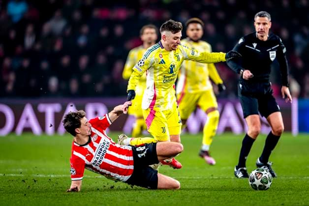 PSV Eindhoven defender Olivier Boscagli, Juventus forwarder Franscisco Conceicao during the match PSV Juventus at the Philips stadium for the UEFA Champions League Knockout phase play offs 2nd leg season 2024 2025 in EINDHOVEN, Netherlands on 19 february 2025, photo by Marcel van Dorst EYE4images DeFodi Images Defodi-746