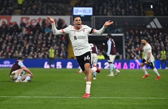 Trent Alexander-Arnold of Liverpool celebrates after scoring the team s second goal Aston Villa v Liverpool, Premier League, Football, Villa Park, Birmingham, UK - 19 Feb 2025 EDITORIAL USE ONLY No use with unauthorised audio, video, data, fixture lists, club league logos or live services. Online in-match use limited to 120 images, no video emulation. No use in betting, games or single club league player publications. Copyright: xAnnaxGowthorpe Shutterstockx 15141710ao