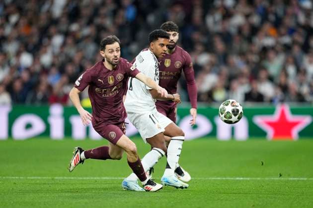 February 19, 2025, Madrid, Madrid, SPAIN: Rodrygo Goes of Real Madrid in action during the UEFA Champions League 2024 25 League Knockout Play-off second leg match between Real Madrid CF and Manchester City, at Santiago Bernabeu stadium on February 19, 2025, in Madrid, Spain. Madrid SPAIN - ZUMAa181 20250219_zaa_a181_030 Copyright: xOscarxJ.xBarrosox