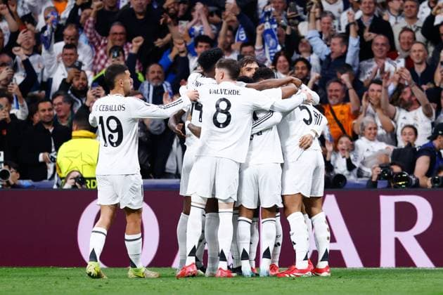February 19, 2025, Madrid, Madrid, SPAIN: Kylian Mbappe of Real Madrid celebrates a goal with teammates during the UEFA Champions League 2024 25 League Knockout Play-off second leg match between Real Madrid CF and Manchester City, at Santiago Bernabeu stadium on February 19, 2025, in Madrid, Spain. Madrid SPAIN - ZUMAa181 20250219_zaa_a181_041 Copyright: xDennisxAgyemanx