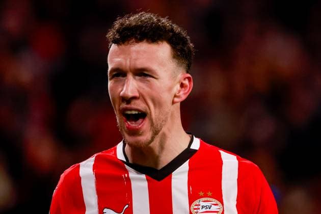 2025-02-19 PSV v Juventus - UEFA Champions League 2024 25 League Knockout Play-off Second Leg EINDHOVEN, NETHERLANDS - FEBRUARY 19: Ivan Perisic of PSV celebrates after scoring his sides first goal during the UEFA Champions League 2024 25 League Knockout Play-off Second Leg match between PSV and Juventus at Philips Stadion on February 19, 2025 in Eindhoven, Netherlands. Eindhoven Philips Stadion Netherlands Content not available for redistribution in The Netherlands directly or indirectly through any third parties. Copyright: xBroerxvanxdenxBoomx
