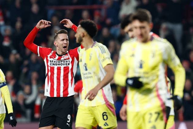 EINDHOVEN, 19-02-2025, Philips Stadium, UEFA Champions League season 2024 25, match between PSV and Juventus, PSV player Luuk de Jong PSV - Juventus  x27944069x Copyright: