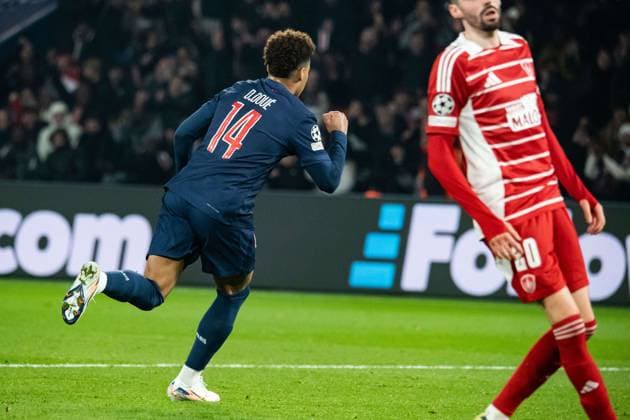 FOOTBALL : Paris SG vs Stade Brestois - Ligue des Champions - Barrage Retour - 19 02 2025 Joie des joueurs du Paris SG aprÃ s le but de Desire Doue (Paris SG) ParisFrance  Copyright: xBaptistexAutissierx