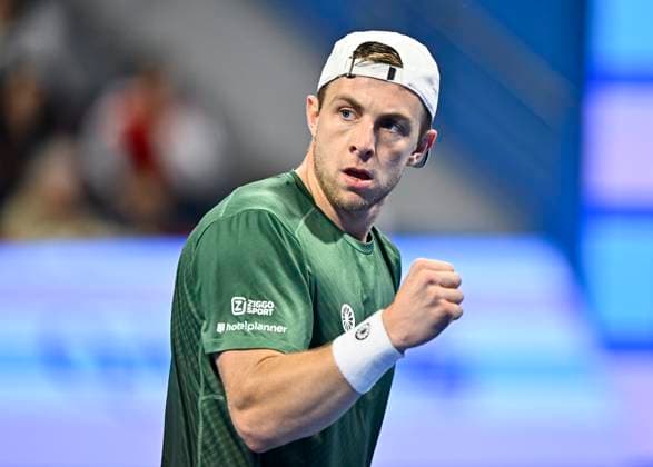 ATP, Tennis Herren QATAR EXXONMOBIL OPEN ROUND OF 16 Tallon Griekspoor of the Netherlands competes in her round of 16 match against Matteo Berrettini of Italy during the ATP Qatar ExxonMobil Open 2025 tennis tournament at the Khalifa International Tennis Complex in Doha, Qatar, on February 19, 2025. DOHA Qatar Copyright: xNOUSHADx