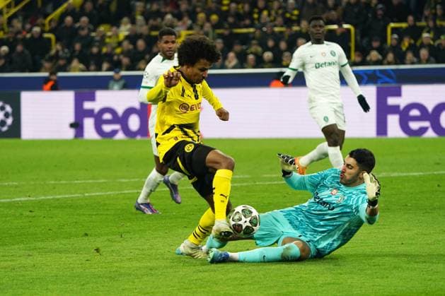 Football, UEFA Champions League 2024 2025, Borussia Dortmund Sporting Lisbon 19 02 2025 , Signal Iduna Park Dortmund, Karim Adeyemi BVB, Rui Silva, Sporting Lissabo,