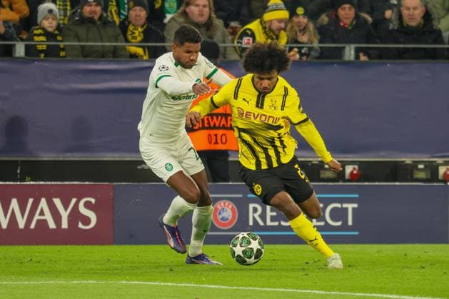 Dortmund, Germany February 19, 2025 Champions League 2024 2025 Borussia Dortmund vs Sporting Lisbon In the picture from left in the duel Ousmane Diomande Sporting Lisbon and Karim Adeyemi BVB Signal Iduna Park Nordrhein Westfalen Copyright: xFotostandx xFantinix
