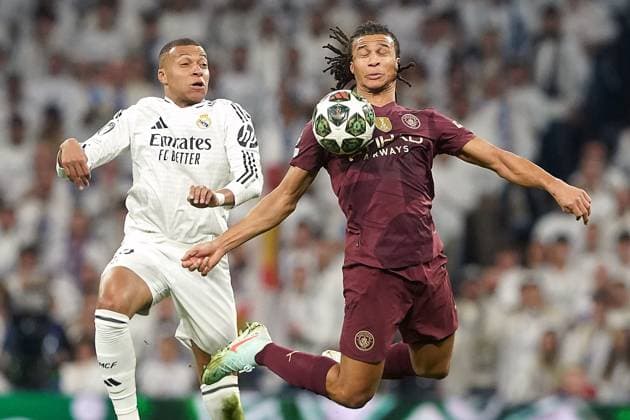REAL MADRID CF v MANCHERSTER CITY FC. CHAMPIONS LEAGUE 2024 2025. KNOCKOUT PHASE PLAY-OFFS. 2ND LEG MATCH. Real Madrid CF s Kylian Mbappe (l) and Manchester City FC s Nathan Ake during Champions League 2024 2025 Knockout phase play-offs 2nd leg match. February 19,2025. (ALTERPHOTOS Acero) MadridSpain  Copyright: xAcerox