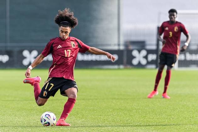 U16 BELGIUM VS ITALY Jayden Onia Seke (17) of Belgium pictured during a friendly U16 soccer game between Belgium and Italy , on Wednesday 19 February 2025 in Tubeke , Belgium . PHOTO SPORTPIX Stijn Audooren Tubeke RBFA Proximus Basecamp Belgium  Copyright: xSportpix.bex xStijnxAudoorenxStijnxAudoorenx
