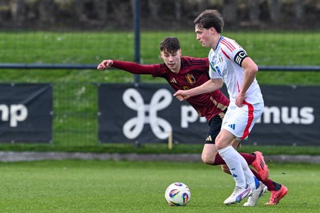 U16 BELGIUM VS ITALY Xander Dierckx (8) of Belgium , Biondini Edoardo (8) of Italy pictured during a friendly U16 soccer game between Belgium and Italy , on Wednesday 19 February 2025 in Tubeke , Belgium . PHOTO SPORTPIX Stijn Audooren Tubeke RBFA Proximus Basecamp Belgium  Copyright: xSportpix.bex xStijnxAudoorenxStijnxAudoorenx