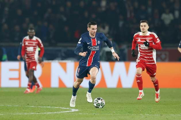 February 19, 2025, Paris, Paris, France: Fabian RUIZ of Paris Saint Germain in action during the match of UEFA Champions League between Paris Saint Germain and Stade Brestois at Parc des Princes Stadium - on February 19 2025 Paris - France Paris France - ZUMAb253 20250219_zsp_b253_020 Copyright: xLoicxBaratouxx