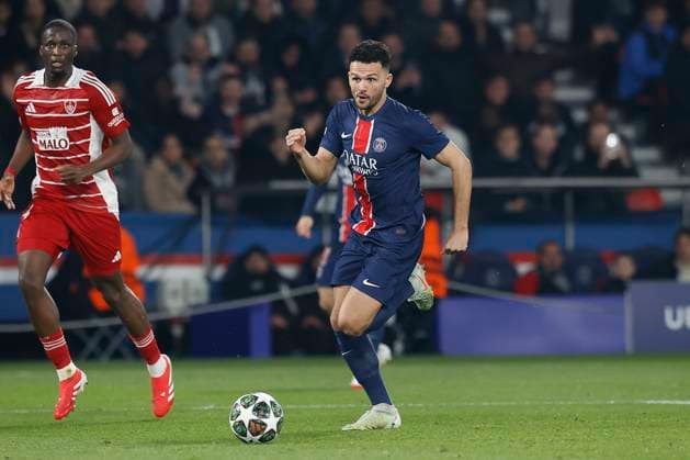 February 19, 2025, Paris, Paris, France: Warren Za¢re-Emery of Paris Saint Germain in action during the match of UEFA Champions League between Paris Saint Germain and Stade Brestois at Parc des Princes Stadium - on February 19 2025 Paris - France Paris France - ZUMAb253 20250219_zsp_b253_030 Copyright: xLoicxBaratouxx
