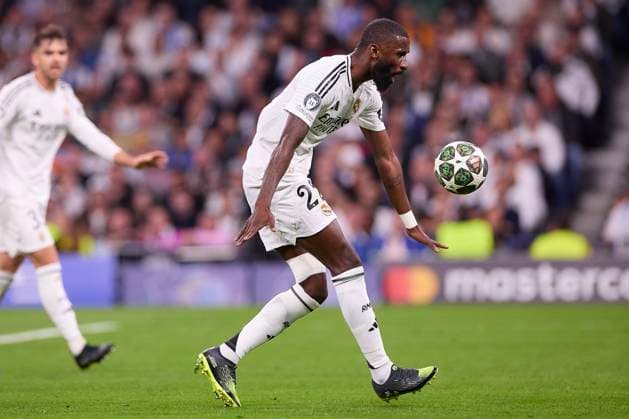 February 19, 2025, Madrid, Spain: Antonio Rudiger of Real Madrid CF seen in action during the 2024 2025 UEFA Champions League Knockout Play-off second leg match between Real Madrid CF and Manchester City at Santiago Bernabeu stadium. Final score Real Madrid CF 3 : 1 Manchester City Madrid Spain - ZUMAs197 20250219_aaa_s197_229 Copyright: xFedericoxTitonex